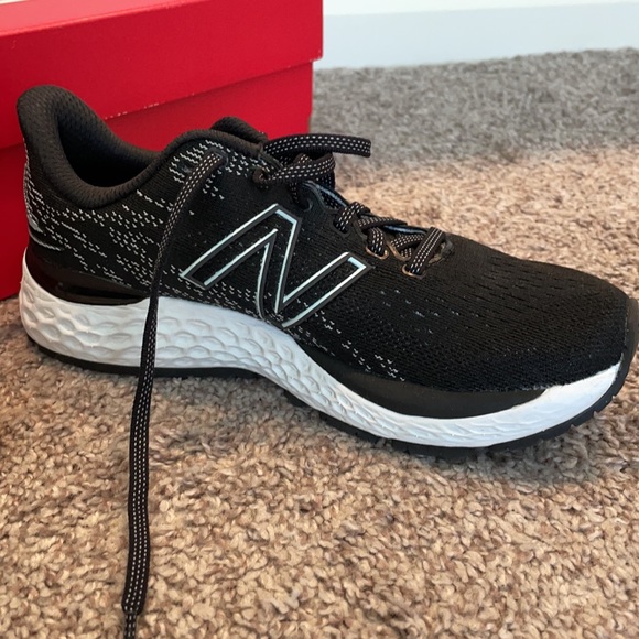 New Balance Tennis Shoes - Picture 10 of 13